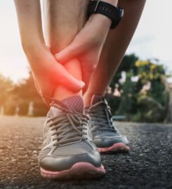 Fataneh Hooshdaran, D.C.- Chiropractic USA